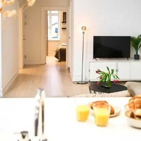 Royal Retreat Apartment *